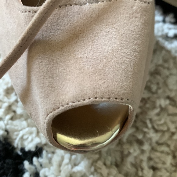 Colin Stuart suede nude lace up peep toe 6 inch heels - Picture 10 of 13